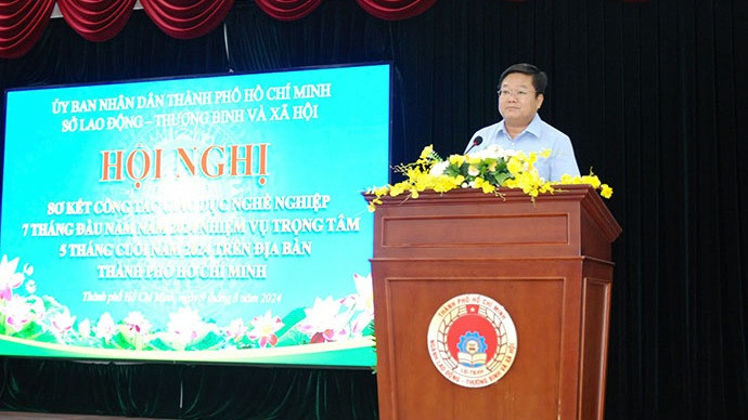 Ông Lê Văn Thinh, Giám đốc Sở Lao động-Thương binh và Xã hội Thành phố Hồ Chí Minh phát biểu tại hội nghị. Ảnh: molisa.gov.vn