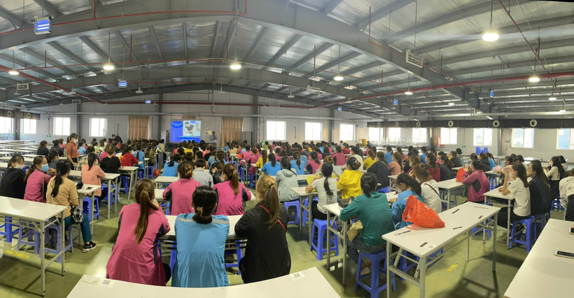 Trung tâm Y tế các khu công nghiệp tỉnh Bắc Giang tư vấn, chăm sóc sức khỏe cho người lao động trong doanh nghiệp. 