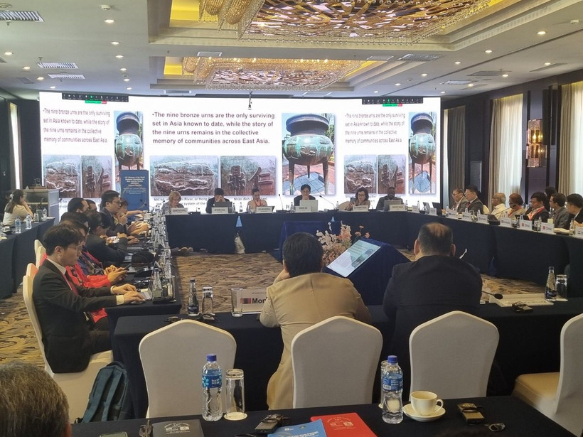 Tháng 5/2024, Kỳ họp thứ 10 của Ủy ban Chương trình Ký ức thế giới khu vực châu Á - Thái Bình Dương của UNESCO đã ghi danh "Những bản đúc nổi trên chín đỉnh đồng ở Hoàng cung Huế" của Việt Nam vào Danh mục Di sản tư liệu khu vực châu Á - Thái Bình Dương của UNESCO. Ảnh: Cục Di sản Văn hóa