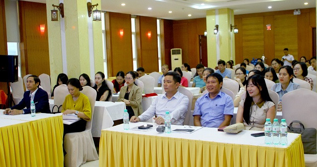 Các doanh nghiệp Nghệ An được hướng dẫn kỹ năng livestream bán hàng.