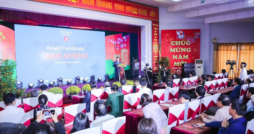 Lễ ra mắt chuyên mục tiếng Anh của báo Nghệ An. 