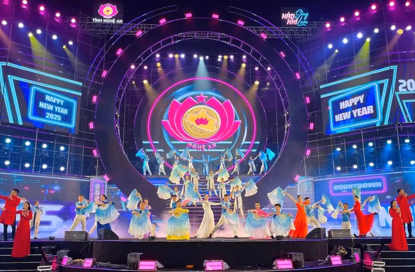 Đặc sắc chương trình nghệ thuật "Hào khí Sông Lam" chào năm mới 2025.
