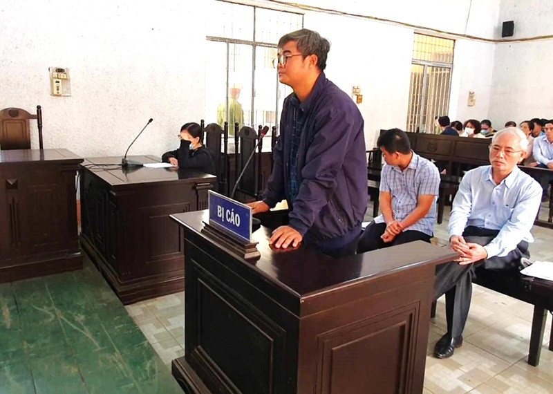 Các bị cáo tại phiên tòa. (Ảnh: Sỹ Đức)