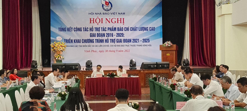 Nhiều cơ quan báo chí tham dự hội thảo.