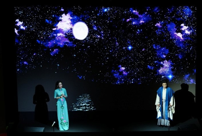 Cảnh vở opera "Công nữ Anio" trong buổi biểu diễn tại Đà Nẵng.