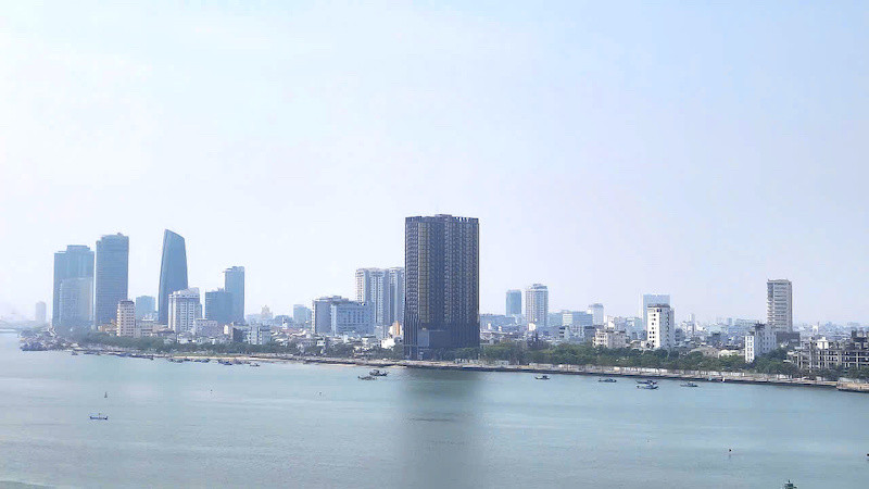 Sau 50 năm giải phóng, Đà Nẵng đang khẳng định là một đô thị lớn của miền Trung và cả nước (Ảnh: Đình Tăng).