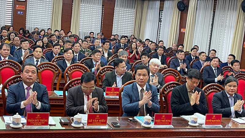 Các đại biểu dự Hội nghị triển khai phong trào thi đua xây dựng tổ chức cơ sở đảng trong sạch, vững mạnh.