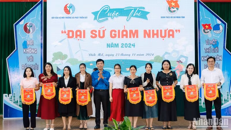 Quỹ Bảo vệ môi trường và Phát triển đất tỉnh Đắk Nông chú trọng hỗ trợ tài chính cho các hoạt động bảo vệ môi trường, ứng phó với biến đổi khí hậu góp phần xây dựng, phát triển kinh tế-xã hội tại địa phương.