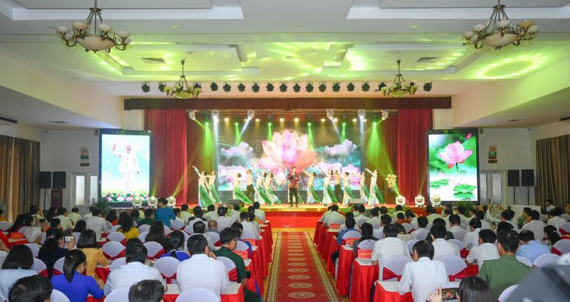 Quang cảnh hội nghị.