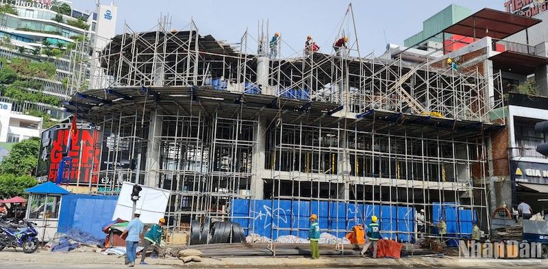 Công trình nơi xảy ra sự cố chập điện tối 26/9. 