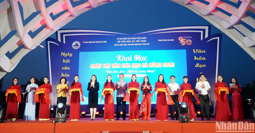 Thành phố Đà Nẵng khai mạc Ngày hội Văn hóa đọc 2025. (Ảnh: ANH ĐÀO)