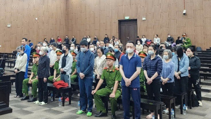 Phiên tòa sơ thẩm 38 bị cáo vụ án mua bán hóa đơn trái phép.