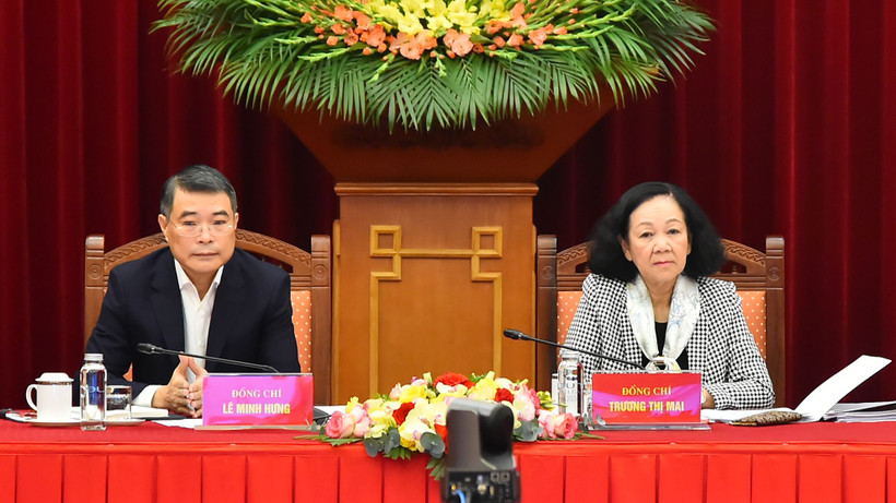 Thường trực Ban Bí thư Trương Thị Mai và Chánh Văn phòng Trung ương Đảng Lê Minh Hưng chủ trì Hội nghị giao ban công tác năm 2023 với các đồng chí Bí thư Tỉnh ủy, Thành ủy trực thuộc Trung ương.