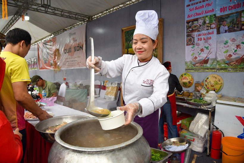 [Ảnh] Sôi động ngày cuối cùng Festival Phở 2024