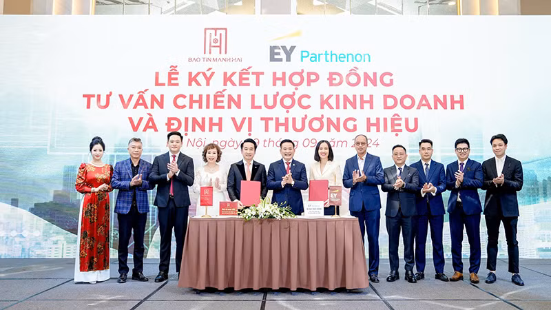 Lễ ký kết hợp đồng tư vấn chiến lược giữa Công ty Cổ phần Bảo Tín Mạnh Hải và EY-Parthenon.