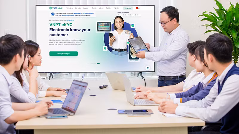 Nền tảng AI định danh và xác thực điện tử VNPT eKYC tối ưu cho ngân hàng, tổ chức tài chính.