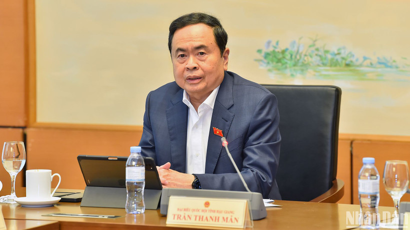 Chủ tịch Quốc hội Trần Thanh Mẫn phát biểu ý kiến trong phiên thảo luận tổ sáng 12/2. (Ảnh: THỦY NGUYÊN)