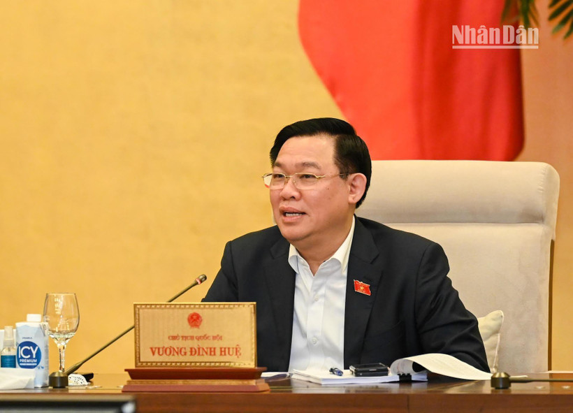 Chủ tịch Quốc hội Vương Đình Huệ phát biểu ý kiến tại phiên họp chiều 13/12. (Ảnh: DUY LINH)