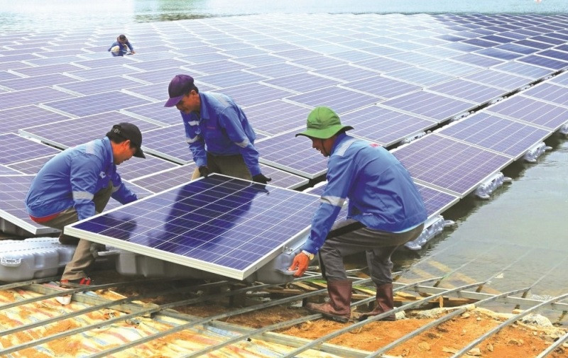 Tại Phiên họp thứ 27, Ủy ban Thường vụ Quốc hội sẽ tiến hành giám sát việc thực hiện chính sách, pháp luật về phát triển năng lượng giai đoạn 2016-2021. (Ảnh minh họa)