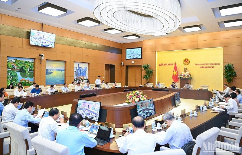 Quang cảnh Phiên họp thứ 25 của Ủy ban Thường vụ Quốc hội ngày 25/8 vừa qua. (Ảnh: DUY LINH)