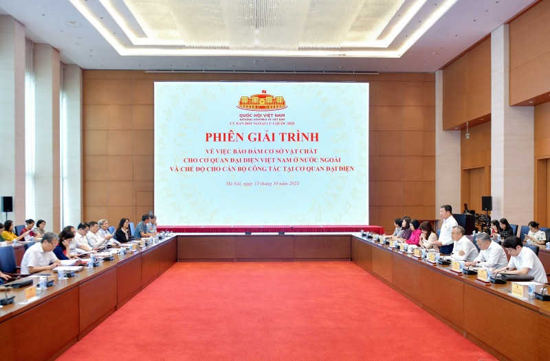 Toàn cảnh Phiên giải trình.