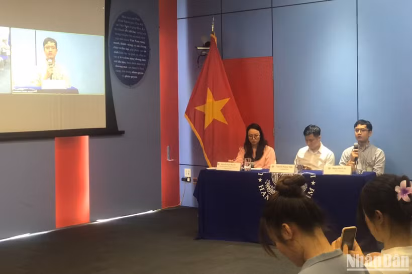 Quang cảnh tọa đàm về Ứng dụng AI trong truyền thông.