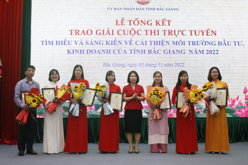 Các cá nhân nhận giải tại Lễ tổng kết.