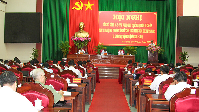 Quang cảnh hội nghị. 
