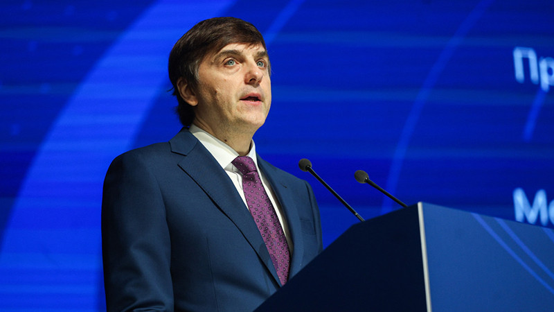 Bộ trưởng Giáo dục Nga Sergei Kravtsov (Ảnh: БИЗНЕС Online)