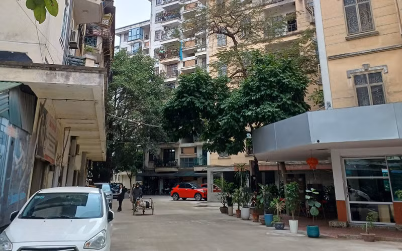 Nhiều bất cập trong quản lý, vận hành hoạt động tại khu Ký túc xá Thăng Long.