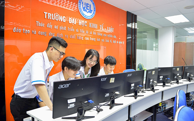 Sinh viên Trường đại học Kinh tế-Luật thuộc Đại học Quốc gia Thành phố Hồ Chí Minh trong giờ học tập. (Ảnh CTV)