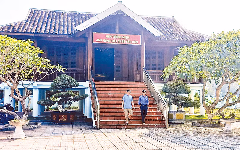 Nhà tưởng niệm Anh hùng liệt sĩ Bế Văn Đàn trở thành “địa chỉ đỏ” giáo dục truyền thống.
