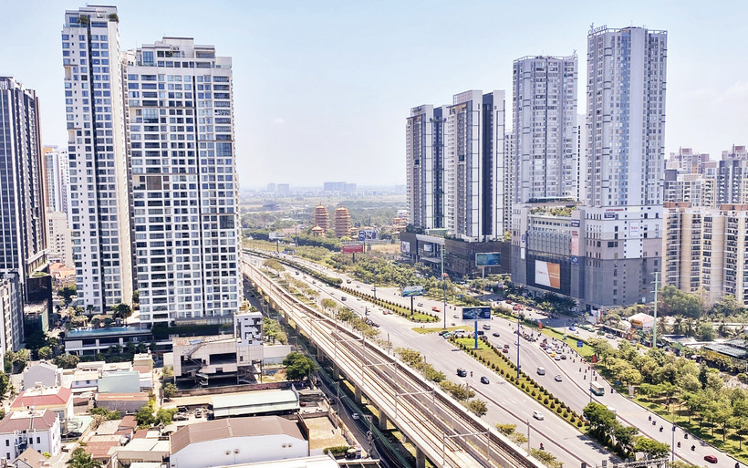 Một góc Thành phố Hồ Chí Minh. (Ảnh HOÀNG TRIỀU)