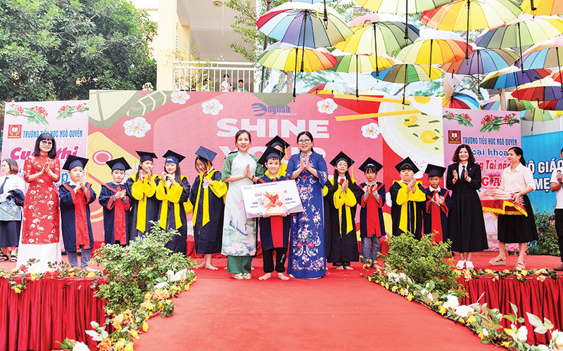 Cuộc thi Tỏa sáng tài năng tiếng Anh và Tin học của Trường tiểu học Ngô Quyền, thành phố Vĩnh Yên.