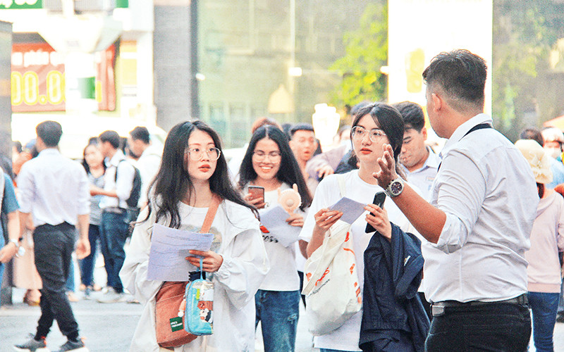 Các thí sinh dự kỳ thi Đánh giá năng lực vào các trường đại học thành viên thuộc Đại học Quốc gia Thành phố Hồ Chí Minh.