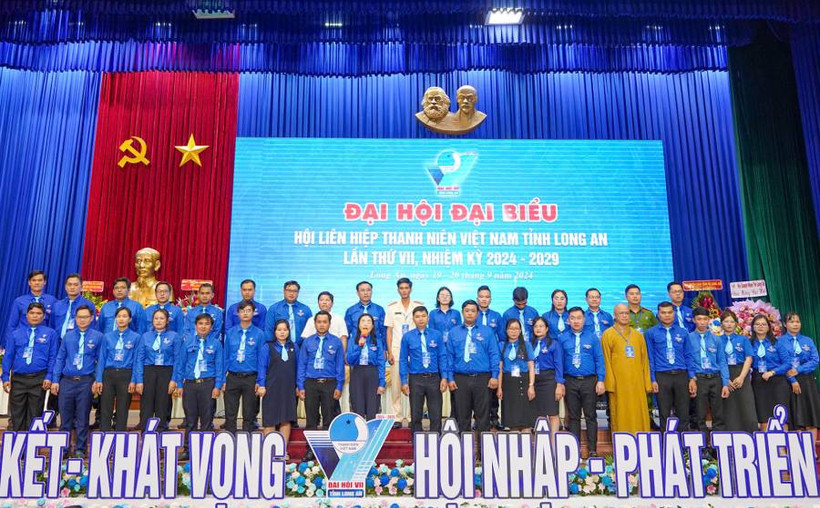 41 Ủy viên Ủy ban Hội Liên hiệp Thanh niên Việt Nam tỉnh khóa VII, nhiệm kỳ 2024-2029 ra mắt Đại hội. 