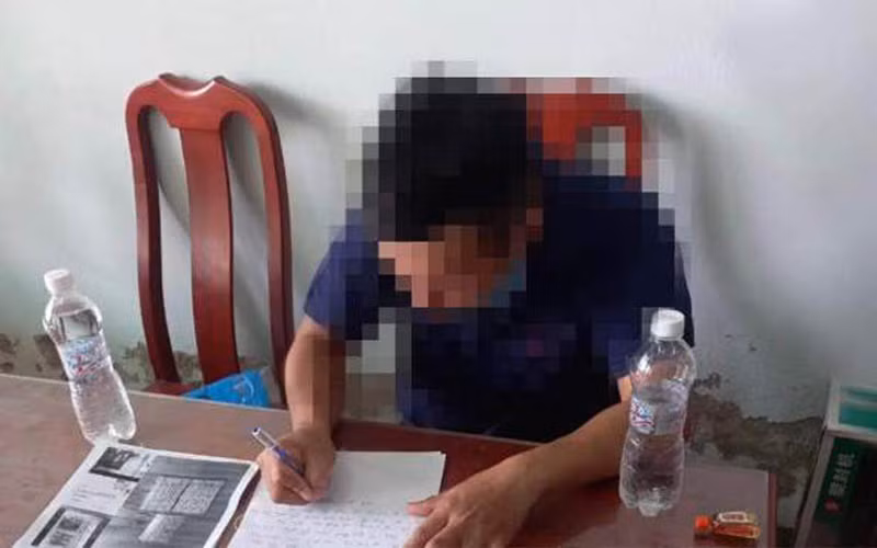 Ông D. viết cam kết không tái phạm hành vi đăng tải, tuyên truyền các nội dung mê tín, dị đoan.