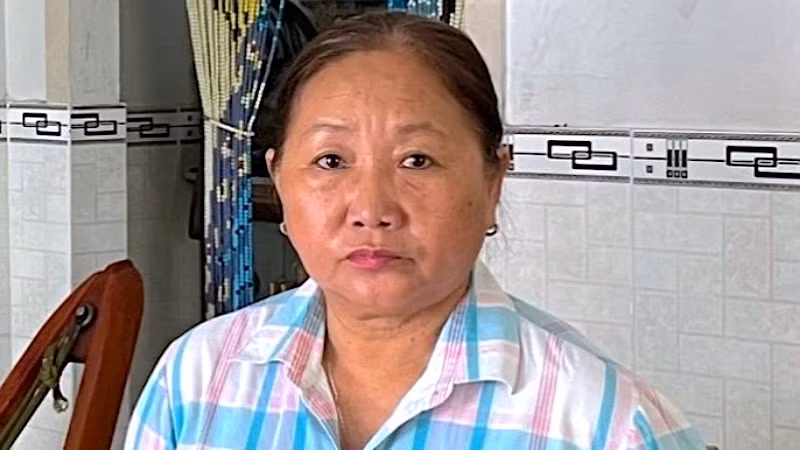 Cựu chủ tịch Ủy ban nhân dân xã Trần Phán vừa bị bắt tạm giam để điều tra về hành vi lừa đảo chiếm đoạt tài sản. (Ảnh: Công an Cà Mau)