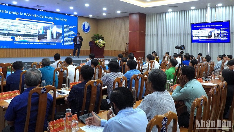 Hội thảo “Giải pháp khoa học và công nghệ phát triển thủy sản công nghệ cao, thích ứng biến đổi khí hậu” chiều 13/12.