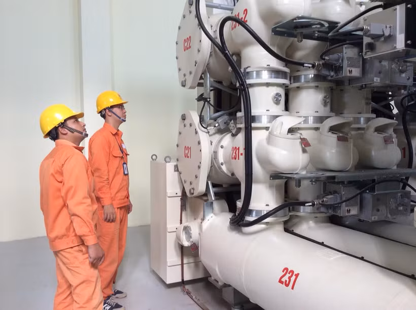 Nắng nóng gay gắt làm tiêu thụ điện toàn quốc lên cao kỷ lục.