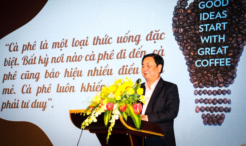 Bộ trưởng Nông nghiệp và Phát triển nông thôn Lê Minh Hoan phát biểu tại hội thảo.