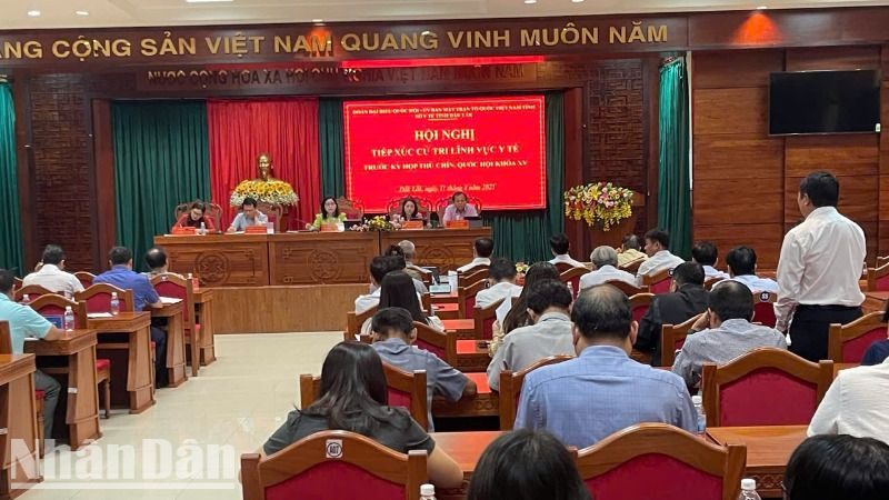 Đoàn đại biểu Quốc hội khóa XV tỉnh Đắk Lắk tiếp xúc cử tri chuyên đề về y tế trước kỳ họp thứ 9, Quốc hội khóa XV.