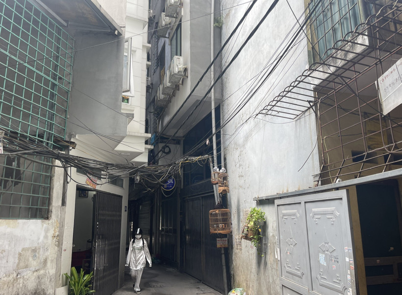 Nhiều cơ sở cho thuê nhà trọ không bảo đảm điều kiện an toàn cháy, nổ. 