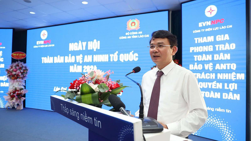 Bí thư Tỉnh ủy Lào Cai Đặng Xuân Phong phát biểu chỉ đạo.