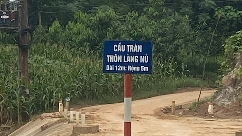 Vẫn còn 7 nạn nhân mất tích ở Làng Nủ.