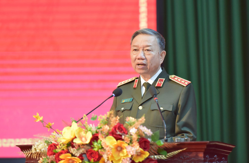 Đại tướng Tô Lâm, Ủy viên Bộ Chính trị, Bí thư Đảng ủy Công an Trung ương, Bộ trưởng Công an phát biểu tại buổi làm việc.