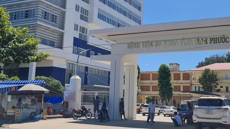 Bệnh viện Đa khoa tỉnh Bình Phước, nơi nạn nhân rơi xuống tử vong.