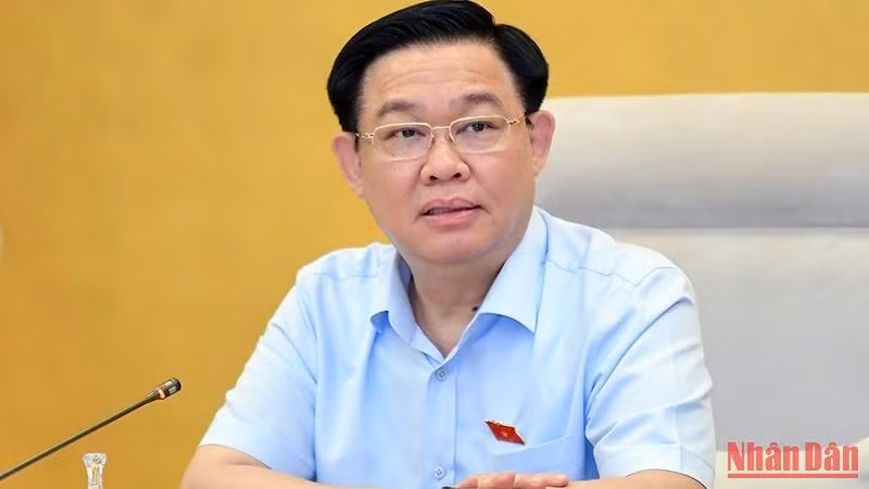 Chủ tịch Quốc hội Vương Đình Huệ phát biểu ý kiến tại phiên họp. (Ảnh: DUY LINH)