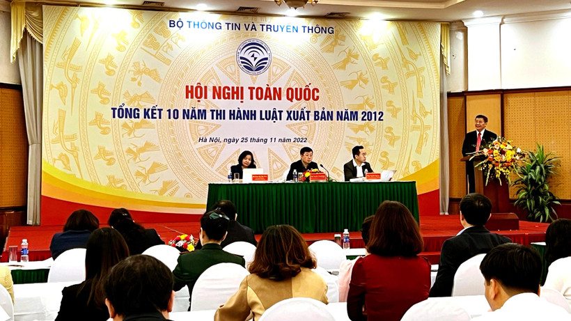 Toàn cảnh hội nghị.