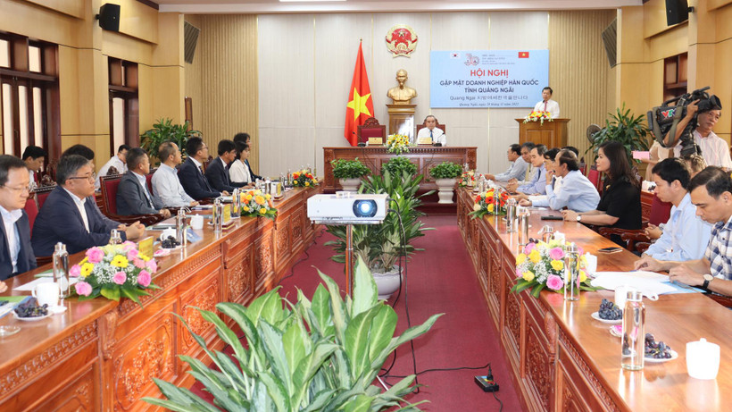 Quang cảnh Hội nghị gặp mặt các doanh nghiệp Hàn Quốc đầu tư tại Quảng Ngãi.